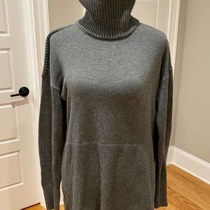 EUC Lou & Grey Sweater